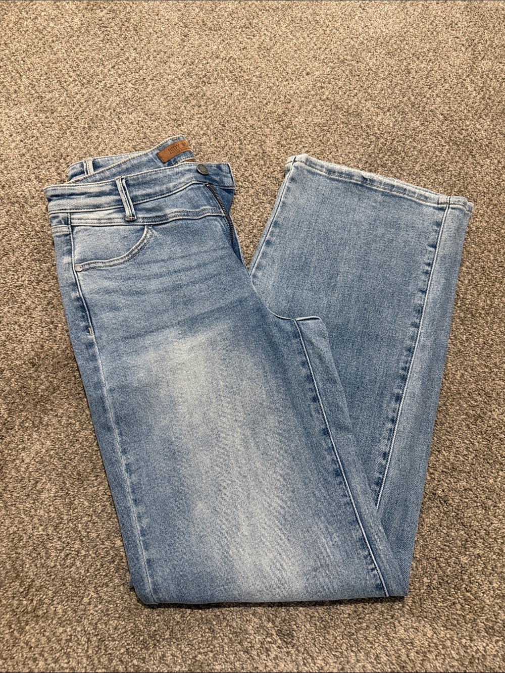 Judy Blue Light Wash Women’s Jeans